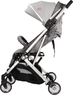Ding Vivo Wandelwagen - Grijs/Zilver - Inklapbare Buggy - Inclusief Boodschappenmandje En Zonnekap 17 Ding Vivo Wandelwagen - Grijs/Zilver - Inklapbare Buggy - Inclusief Boodschappenmandje En Zonnekap -Maxi-Cosi Winkel 926x1200 2