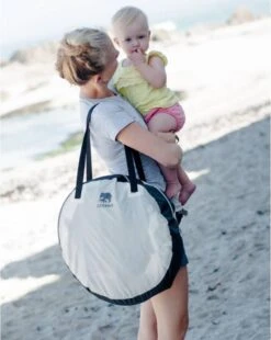 Deryan Peuter Luxe Campingbedje – Inclusief Zelfopblaasbare Matras - Cream -Maxi-Cosi Winkel 955x1200 2