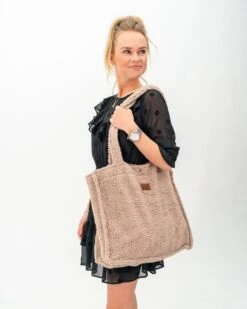 ByKay - Mom Bag - Draagzak - Teddy - Taupe - Organic 12 ByKay - Mom Bag - Draagzak - Teddy - Taupe - Organic -Maxi-Cosi Winkel 960x1200 21