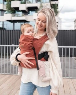 ByKay - Draagzak - Click Carrier Classic - Linnen Rusty Brown -Maxi-Cosi Winkel 960x1200 30