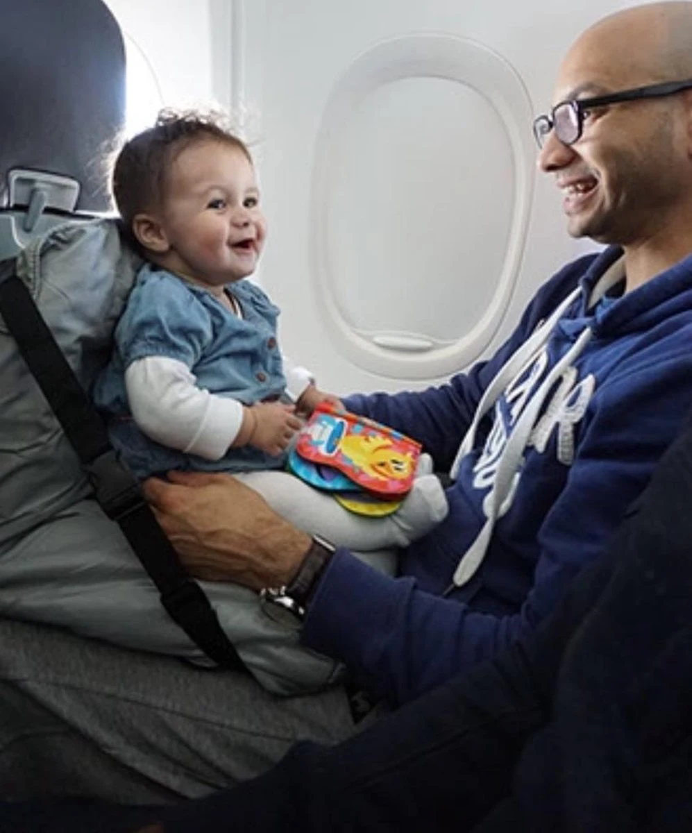 Deryan AirTraveller Vliegtuigbedje - Reiskussen Met Matras - Compact Opgevouwen 7 Deryan AirTraveller Vliegtuigbedje - Reiskussen Met Matras - Compact Opgevouwen - Afbeelding 7